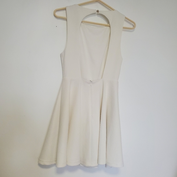 Lulu's Gal About Town White Skater Dress - Picture 7 of 10